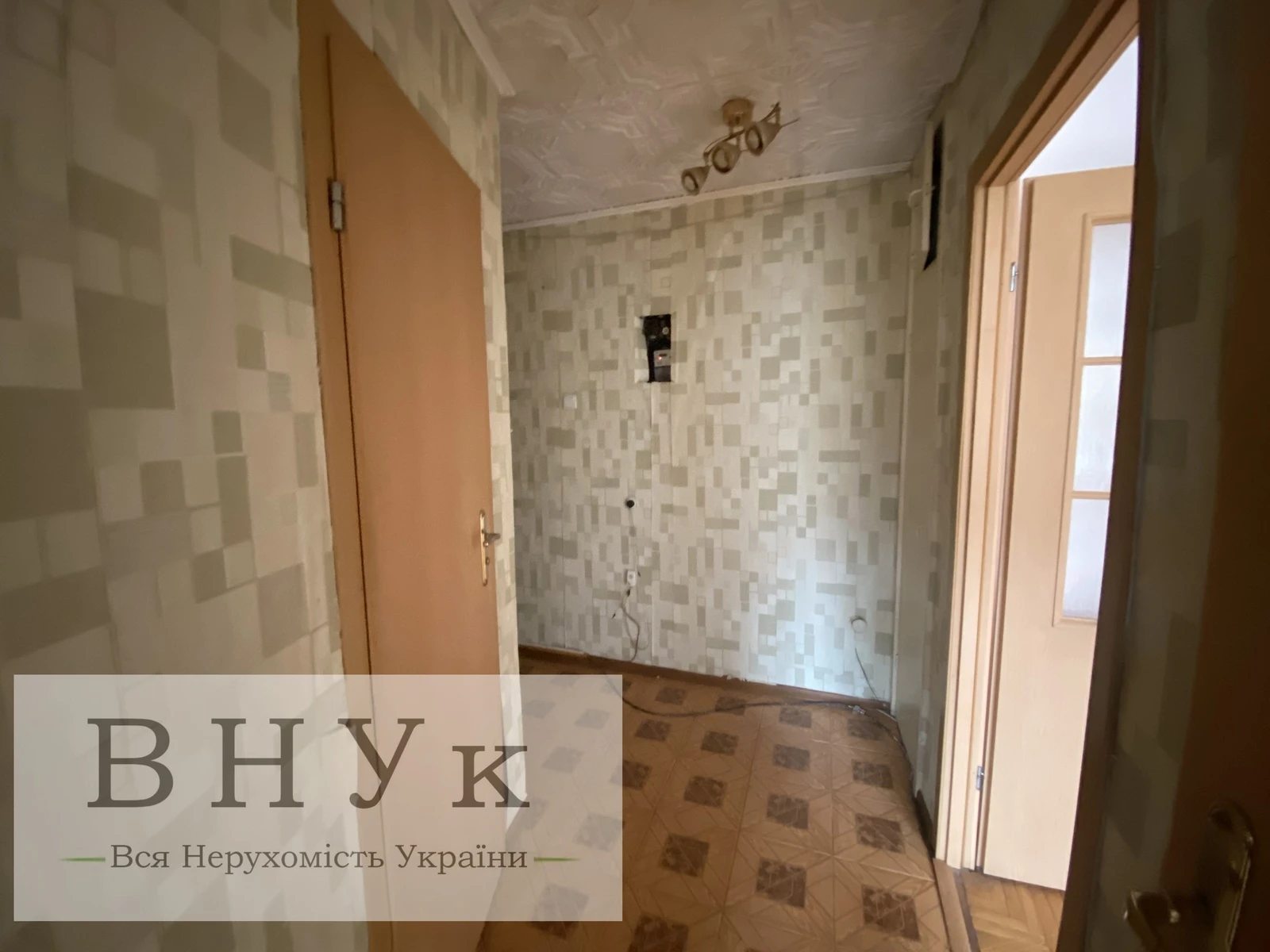 Apartments for sale 2 rooms, 443 m², 5th fl./5 floors. Slivenska vul., Ternopil. 