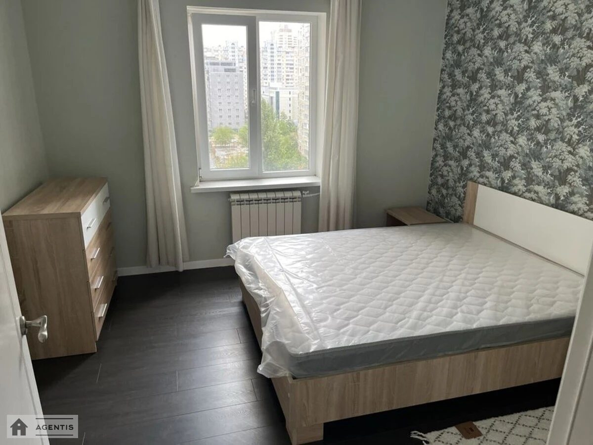 Сдам квартиру 2 комнаты, 56 m², 9 эт./14 этажей. 44, Ревуцкого 44, Киев. 