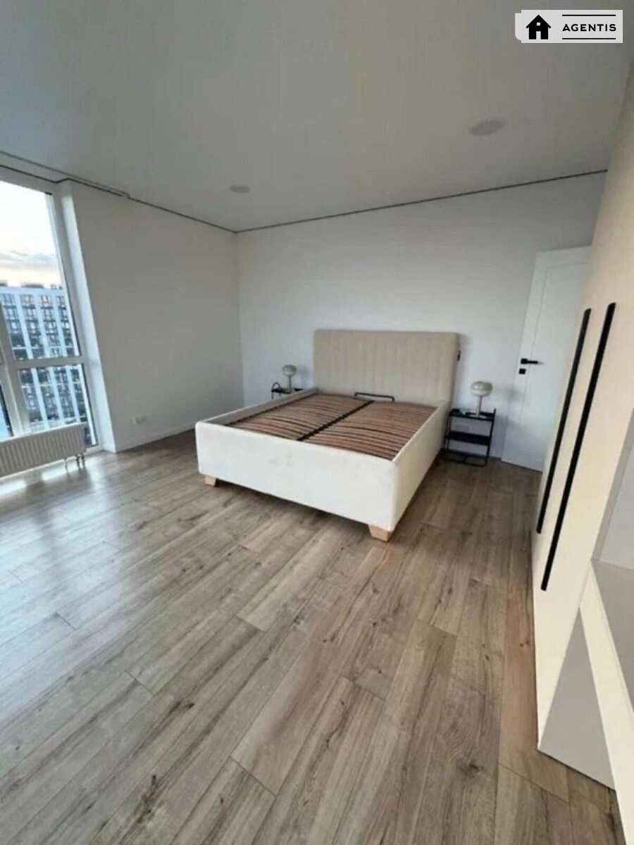 Сдам квартиру 3 комнаты, 72 m², 22 эт./26 этажей. 10, Віктора Некрасова вул. (Північно-Сирецька), Киев. 