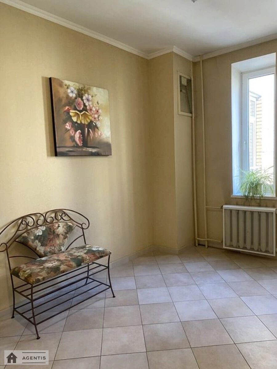 Apartment for rent 3 rooms, 198 m², 3rd fl./9 floors. 7, Dmytrivska 7, Kyiv. 