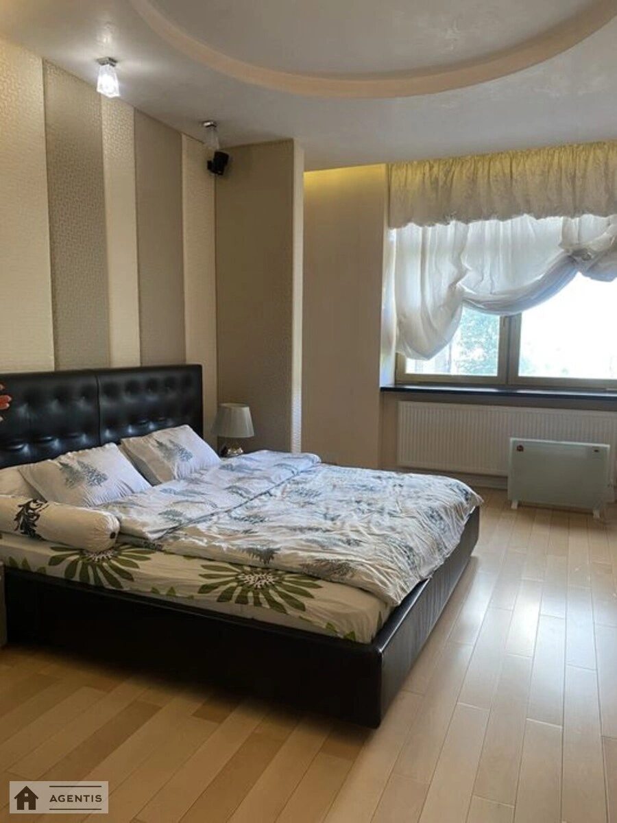 Apartment for rent 3 rooms, 198 m², 3rd fl./9 floors. 7, Dmytrivska 7, Kyiv. 