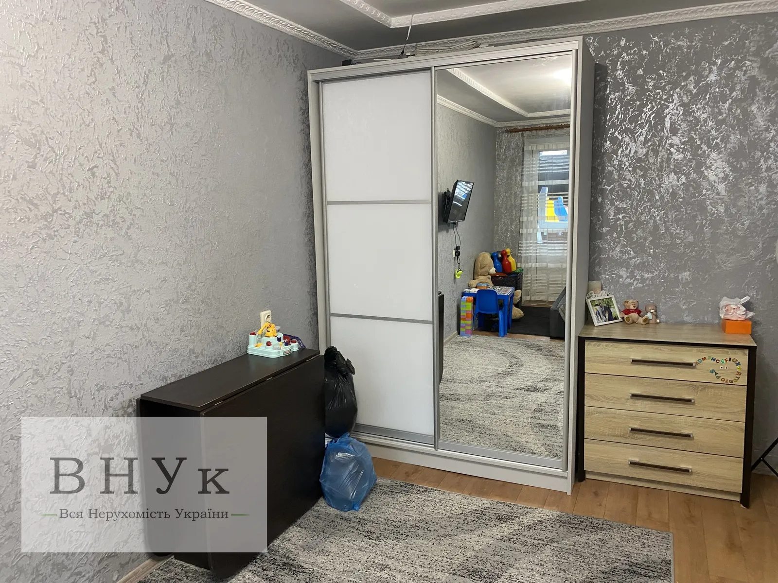 Продаж квартири 1 кімната, 32 m², 3 пов./5 поверхів. Фабрична вул., Тернопіль. 