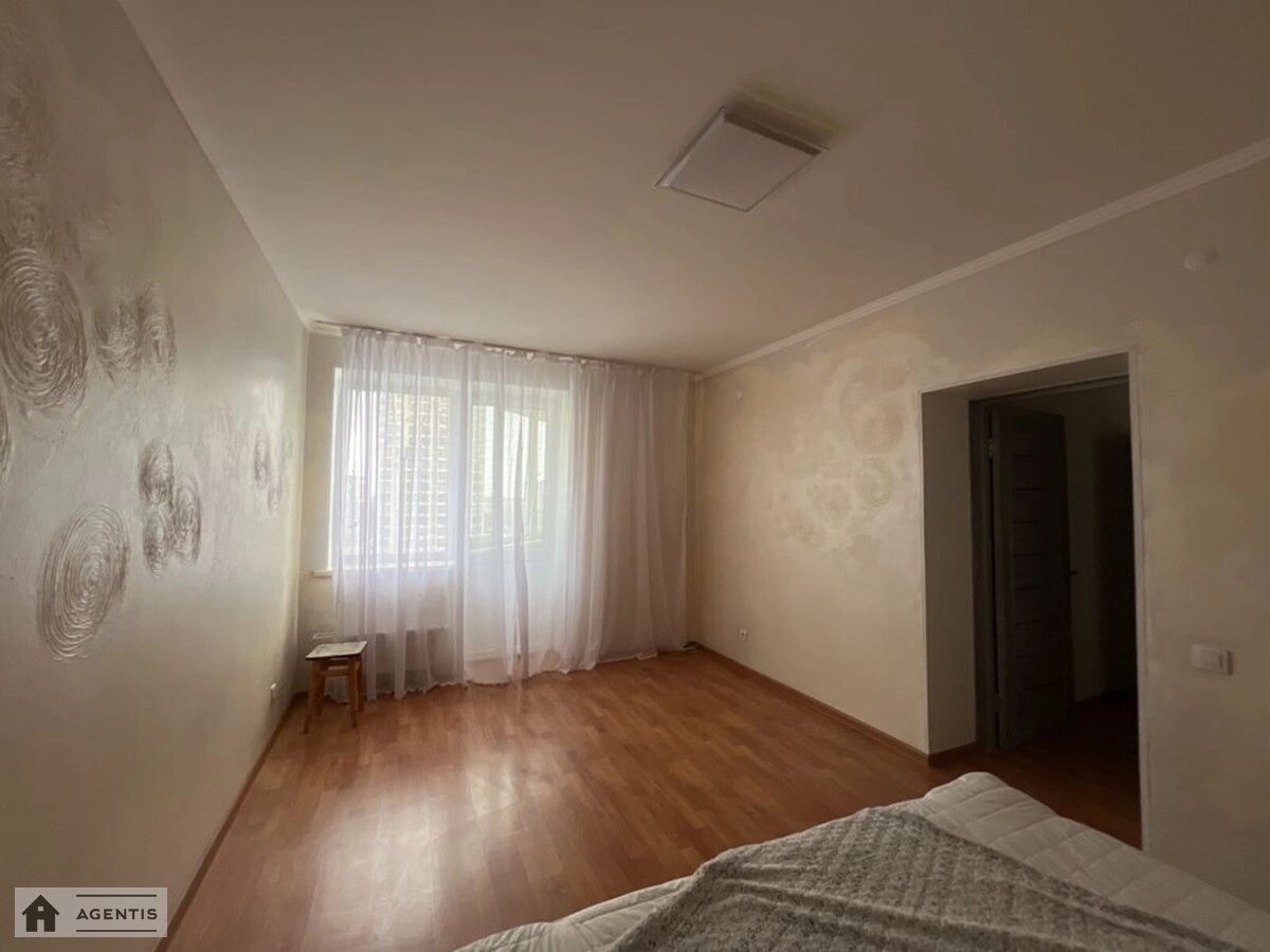 Здам квартиру 2 кімнати, 82 m², 9 пов./22 поверхи. 7, Самійла Кішки вул. (Маршала Конєва), Київ. 