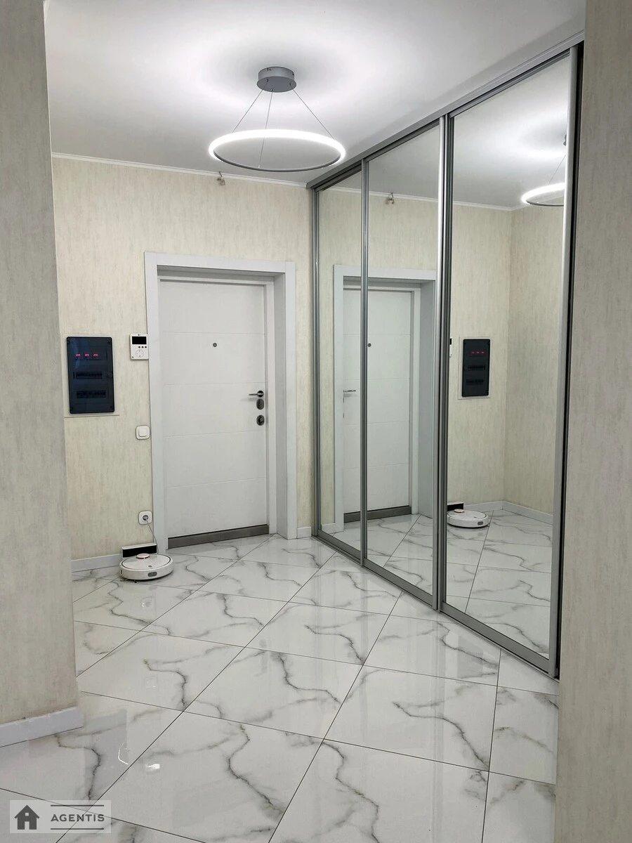 Здам квартиру 2 кімнати, 80 m², 21 пов./25 поверхів. Оболонський, Київ. 