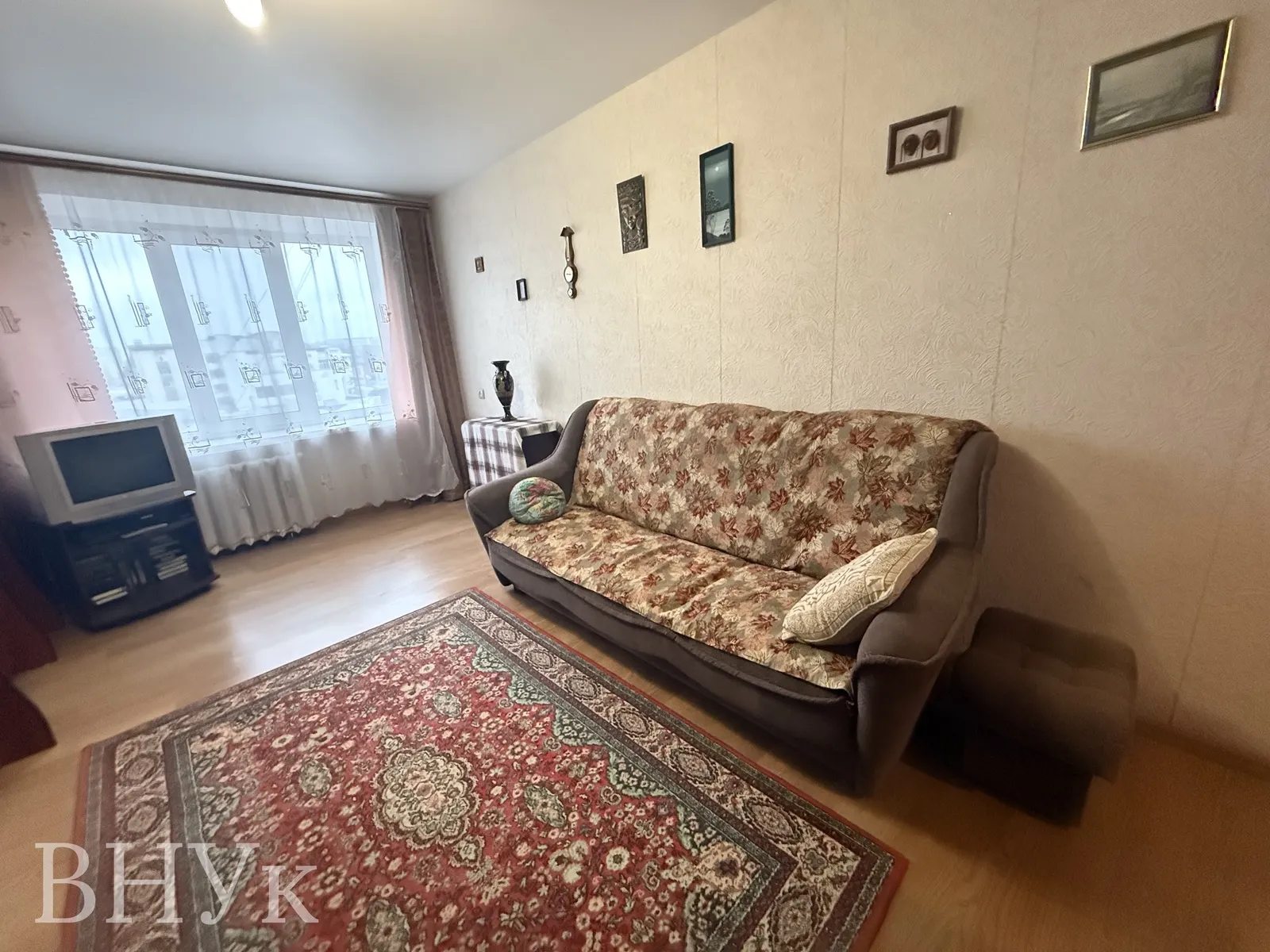 Apartments for sale 2 rooms, 47 m², 4th fl./5 floors. Torhovytsya , Ternopil. 