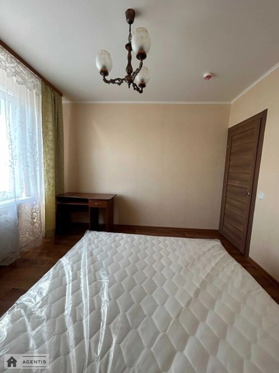 Здам квартиру 2 кімнати, 73 m², 10 пов./25 поверхів. 54, Ревуцького 54, Київ. 