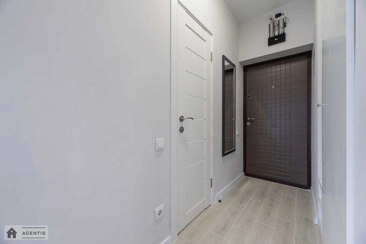 Здам квартиру 1 кімната, 37 m², 4 пов./4 поверхи. Івана Білика вул., Київ. 