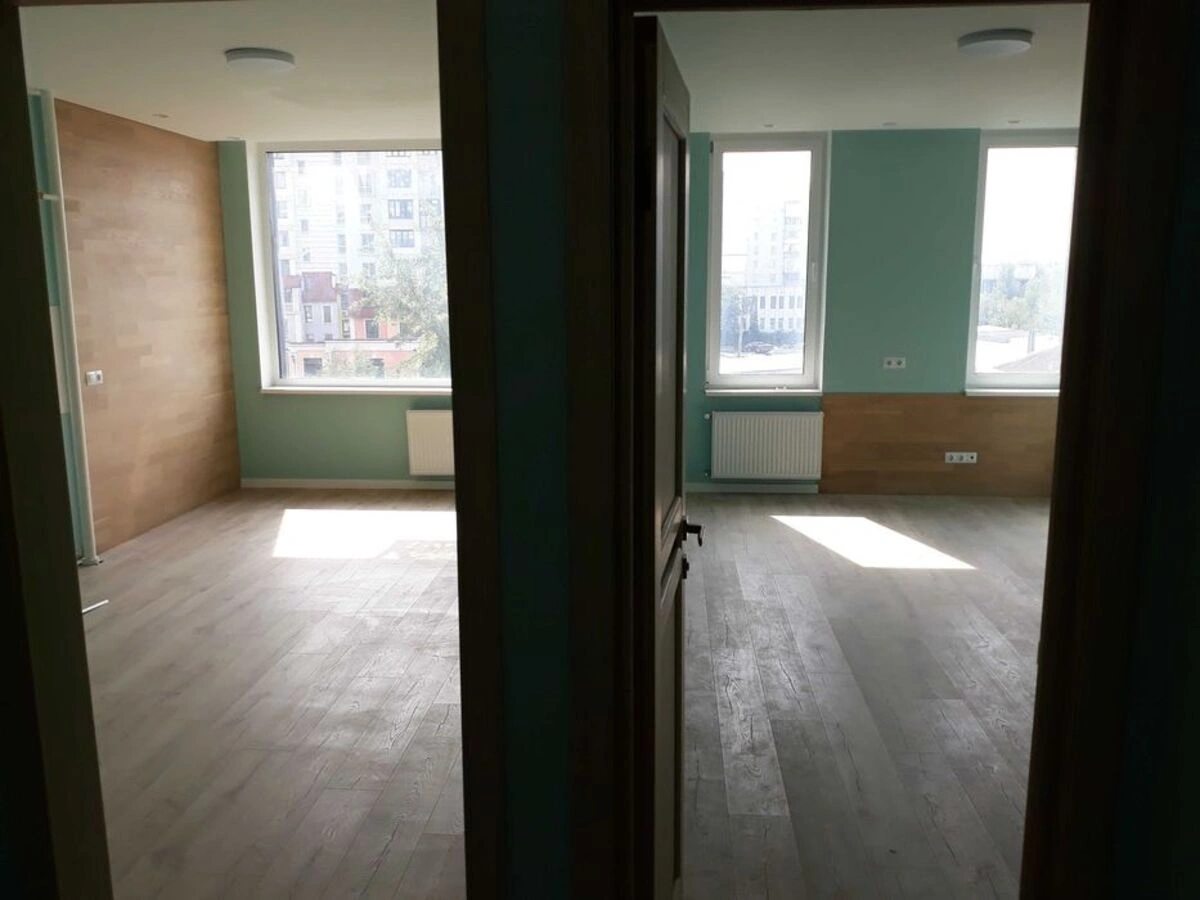 Продаж квартири 1 кімната, 48 m², 4 пов./17 поверхів. 40, Ломоносова , Вишневе. 