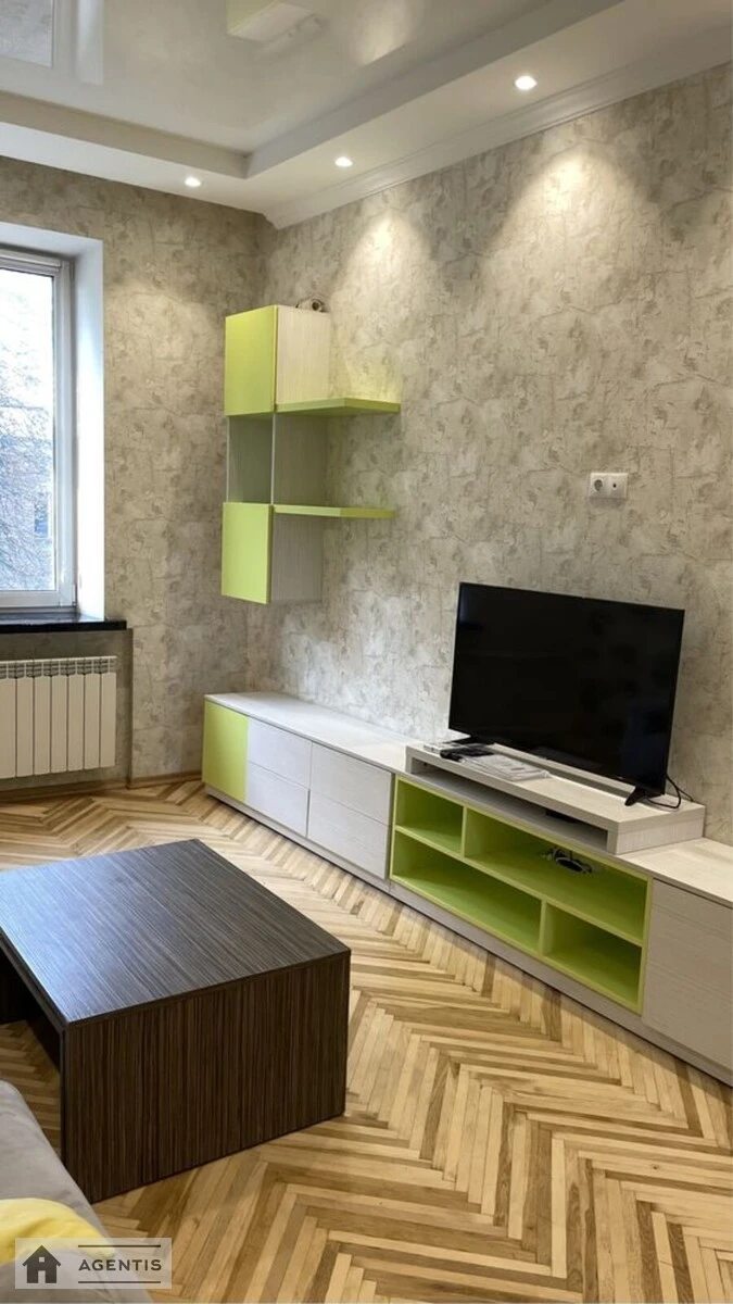 Здам квартиру 2 кімнати, 48 m², 3 пов./3 поверхи. 35, Науки 35, Київ. 