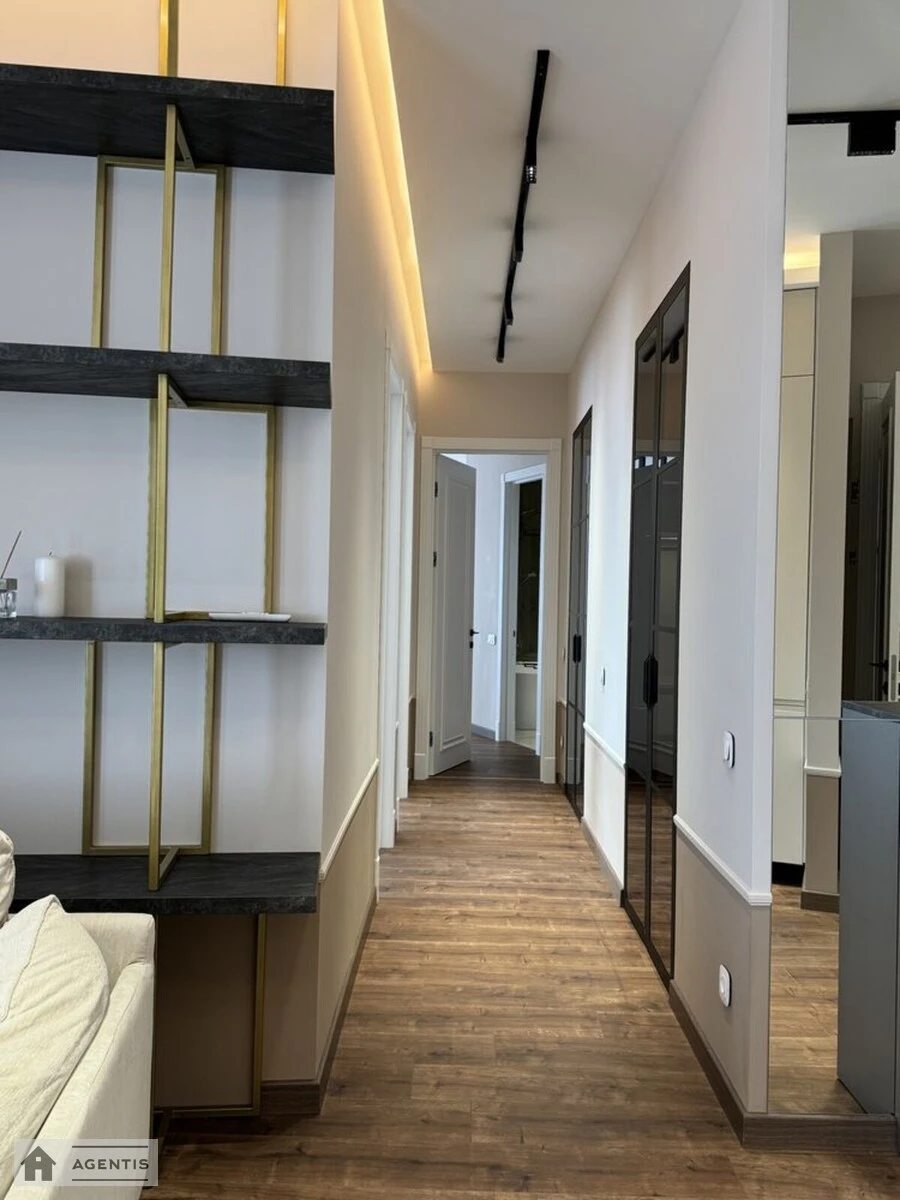 Здам квартиру 4 кімнати, 125 m², 6 пов./23 поверхи. 12, Буслівська 12, Київ. 