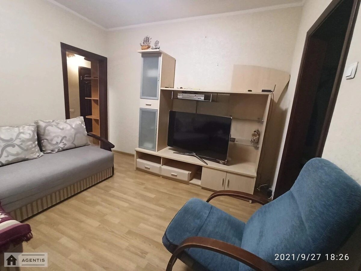 Здам квартиру 3 кімнати, 74 m², 2 пов./16 поверхів. 18, Ревуцького 18, Київ. 