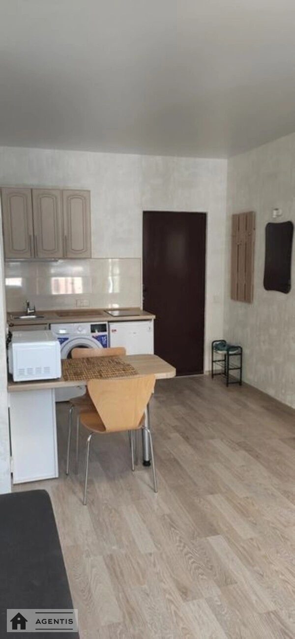 Здам квартиру 1 кімната, 21 m², 3 пов./24 поверхи. 65, Берестейський просп. (Перемоги), Київ. 