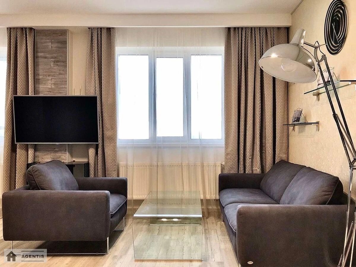 Сдам квартиру 1 комната, 40 m², 16 эт./27 этажей. 26, Оболонский 26, Киев. 