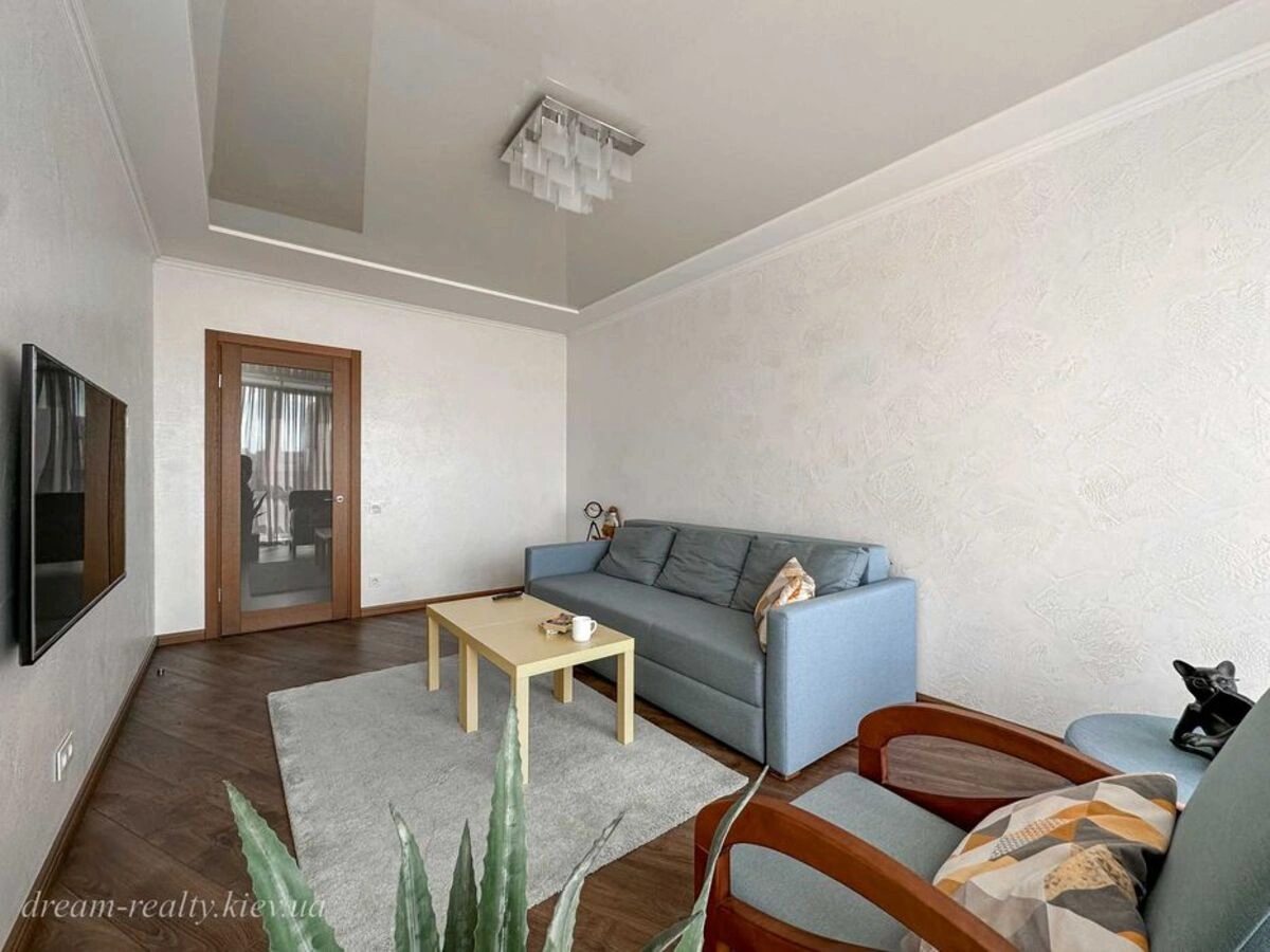 Apartment for rent 2 rooms, 65 m², 6th fl./22 floors. 89, Kazymyra Malevycha vul., Kyiv. 