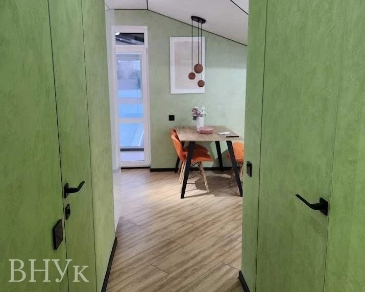 Продаж квартири 1 кімната, 47 m², 6 пов./6 поверхів. Лисенка М. вул., Тернопіль. 