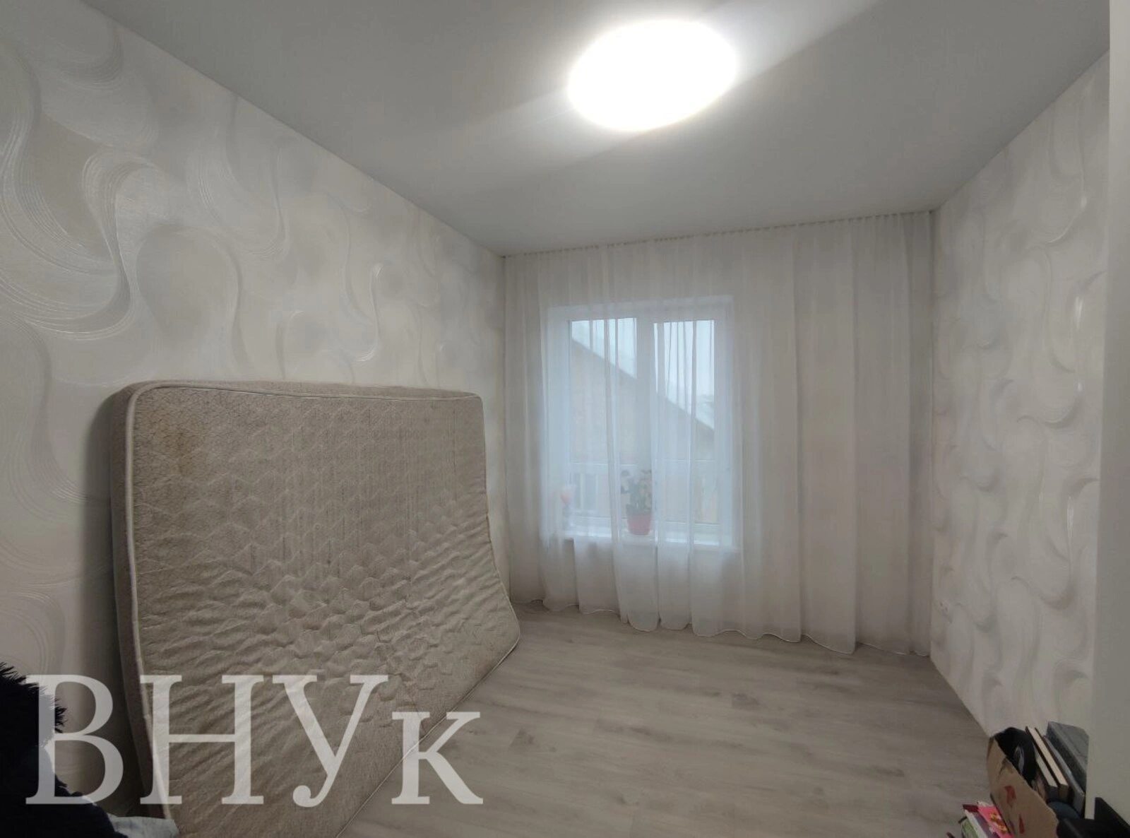 Продаж квартири 2 кімнати, 56 m², 2 пов./5 поверхів. Поліська , Тернопіль. 