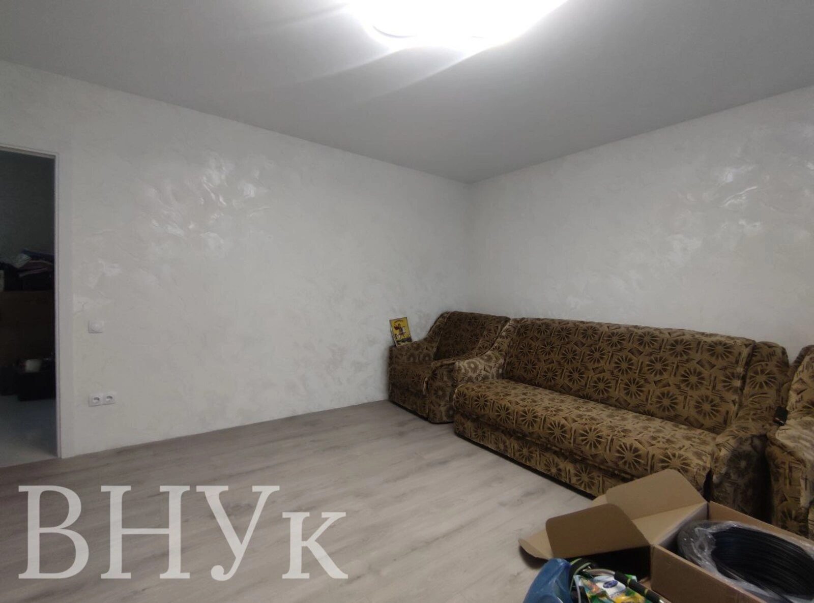 Продаж квартири 2 кімнати, 56 m², 2 пов./5 поверхів. Поліська , Тернопіль. 