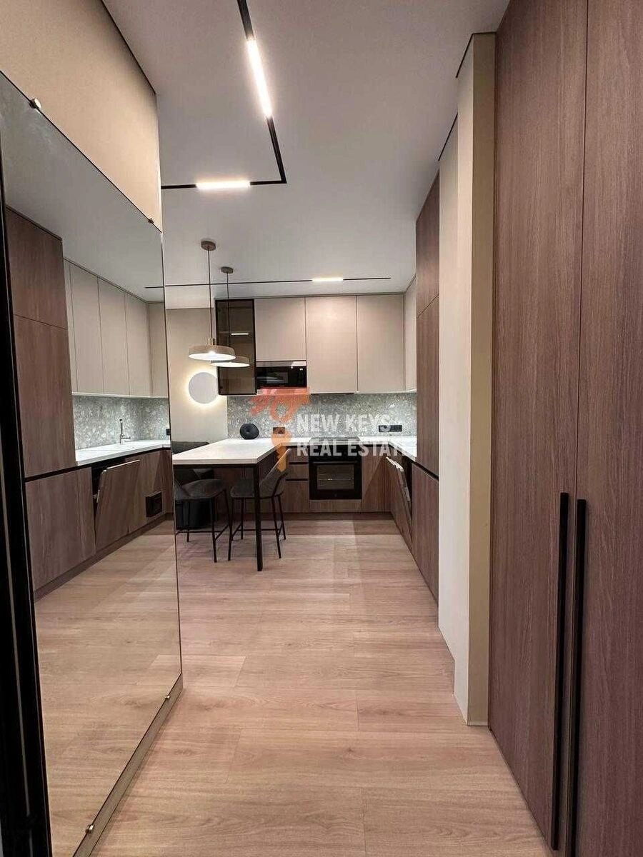 Здам квартиру 1 кімната, 40 m², 8 пов./9 поверхів. Салютна, Київ. 