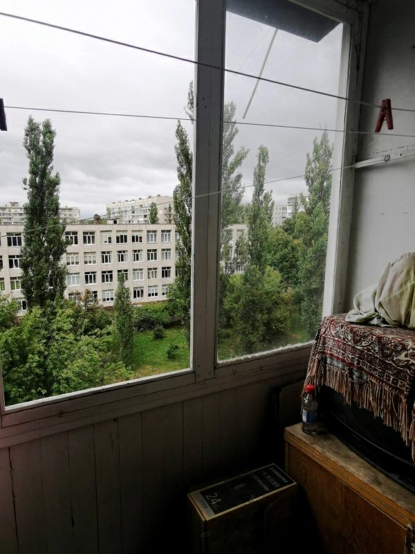 Продажа квартиры. 3 rooms, 60 m², 6th floor/9 floors. 33, Лесной 33, Киев. 