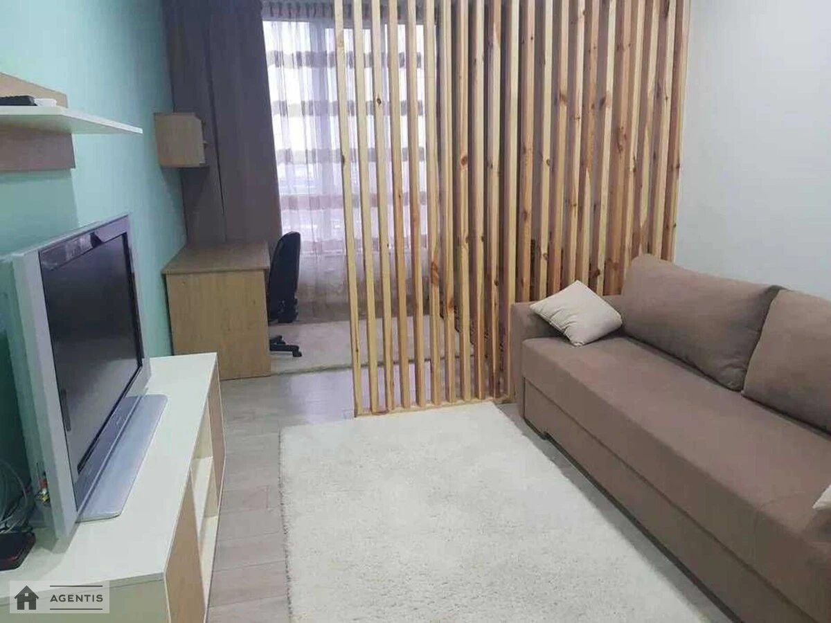 Сдам квартиру 2 комнаты, 55 m², 3 эт./16 этажей. 3, Киото 3, Киев. 