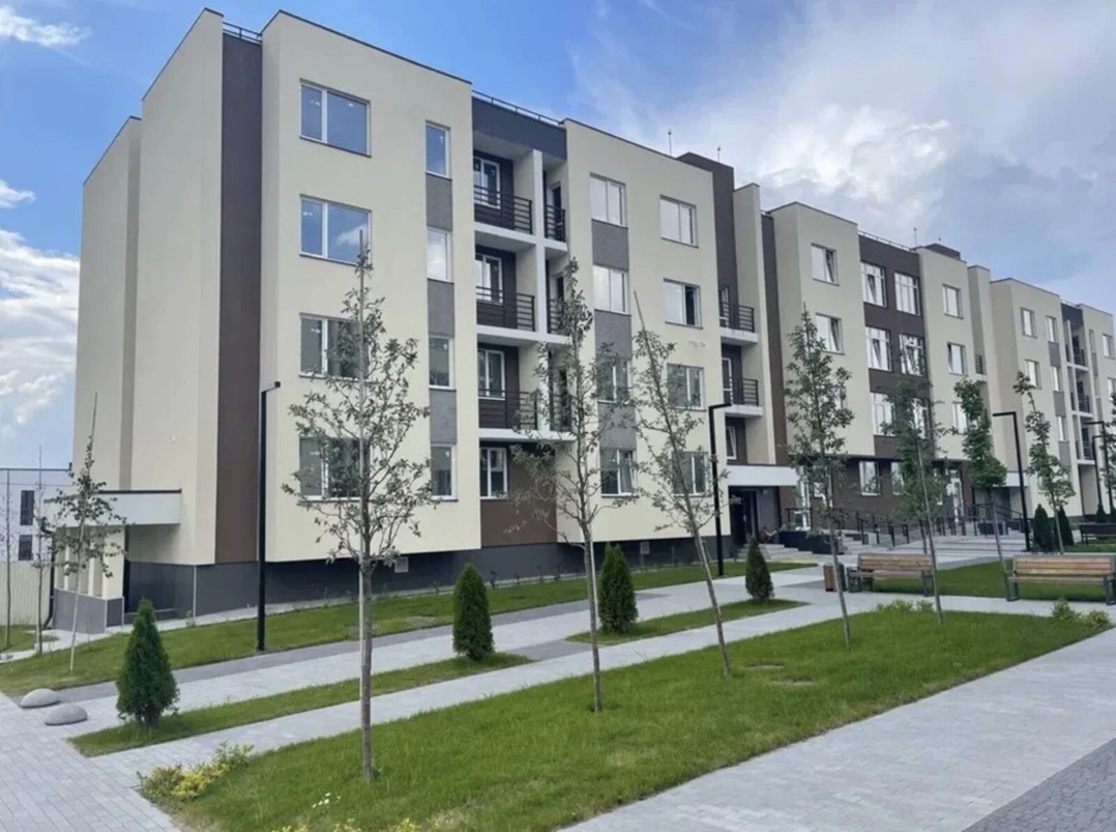 Продаж квартири 1 кімната, 47 m², 4 пов./4 поверхи. 42, Дергуса , Київ. 