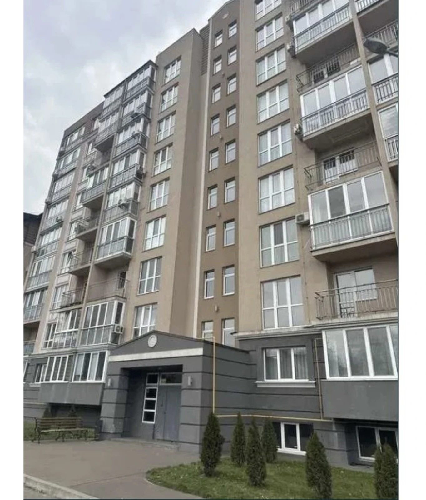 Продаж квартири 1 кімната, 42 m², 4 пов./9 поверхів. 56, Метрологічна 56, Київ. 