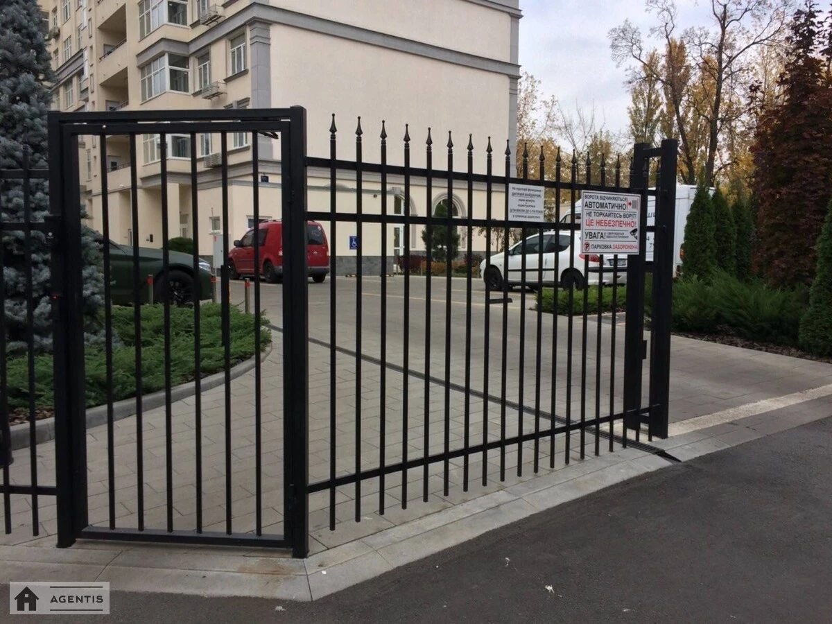 Здам квартиру 2 кімнати, 60 m², 8 пов./13 поверхів. Дарницький район, Київ. 