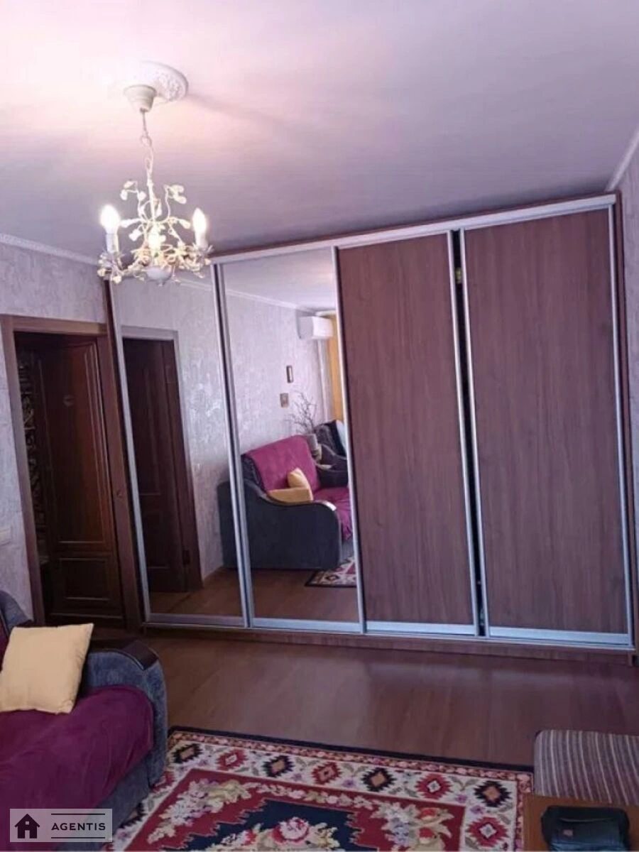 Apartment for rent 2 rooms, 46 m², 4th fl./16 floors. 13, Andriya Malyshka vul., Kyiv. 