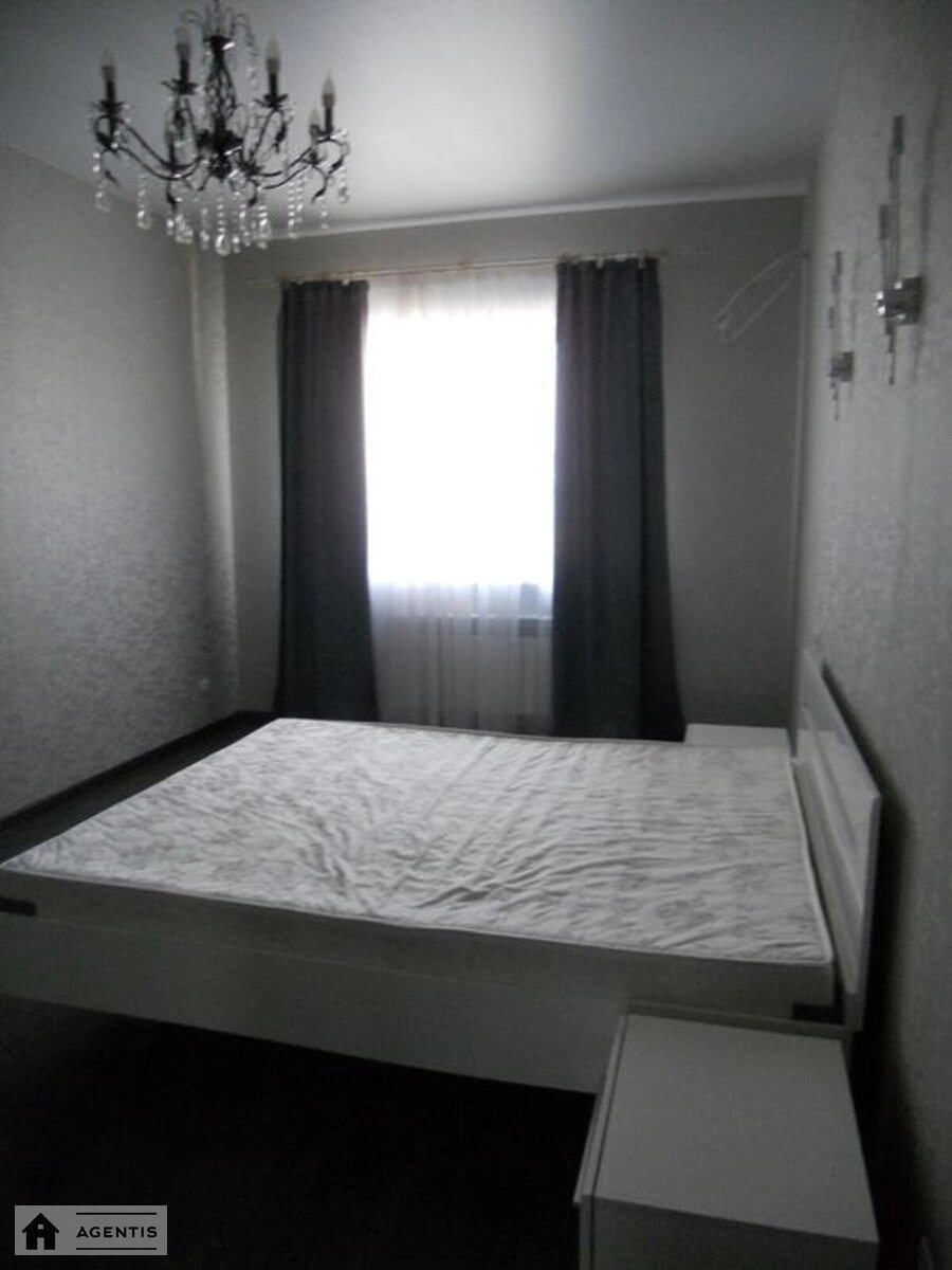 Apartment for rent 2 rooms, 64 m², 27th fl./27 floors. 3, Yuriya Kondratyuka vul., Kyiv. 