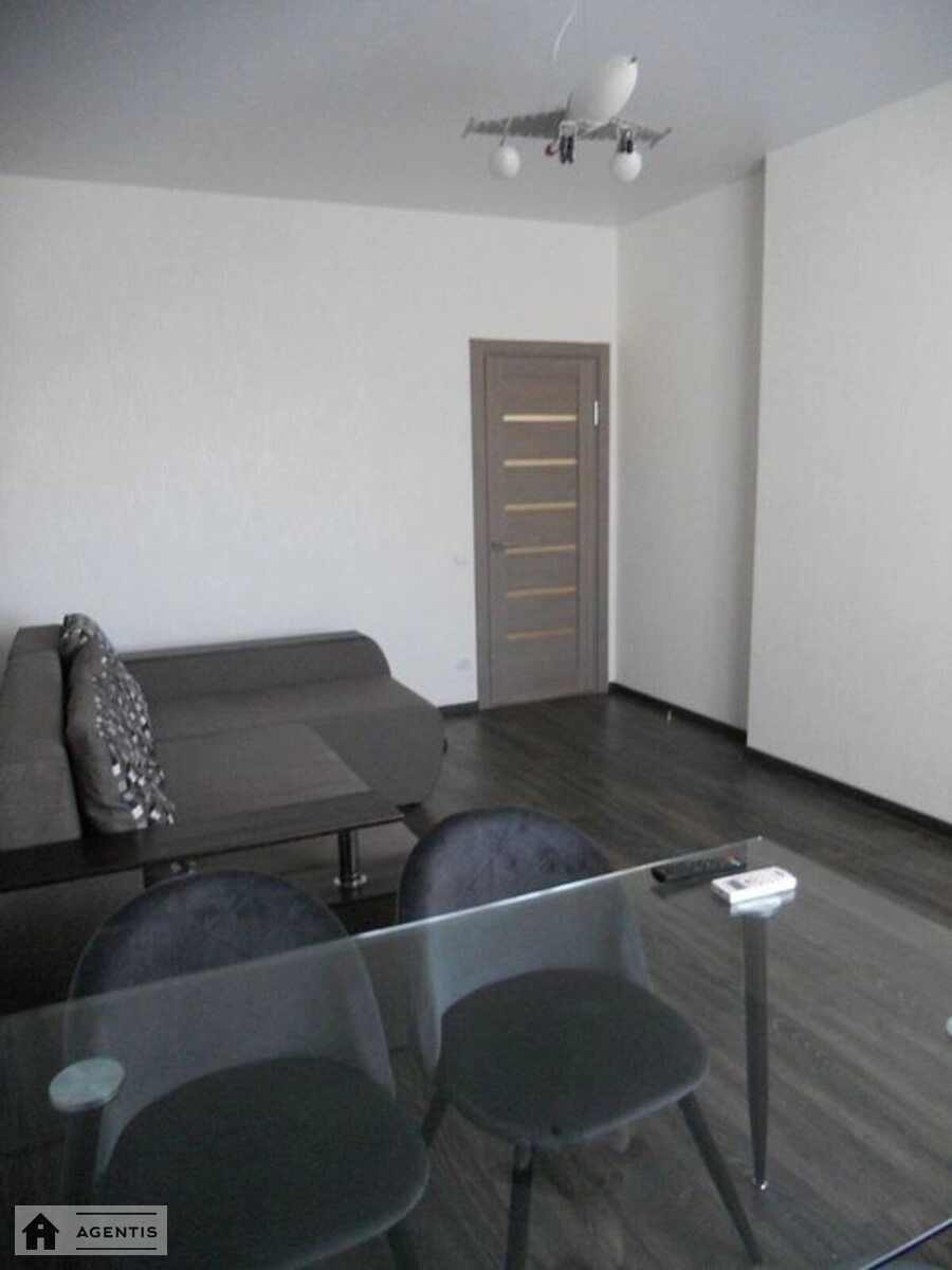 Apartment for rent 2 rooms, 64 m², 27th fl./27 floors. 3, Yuriya Kondratyuka vul., Kyiv. 