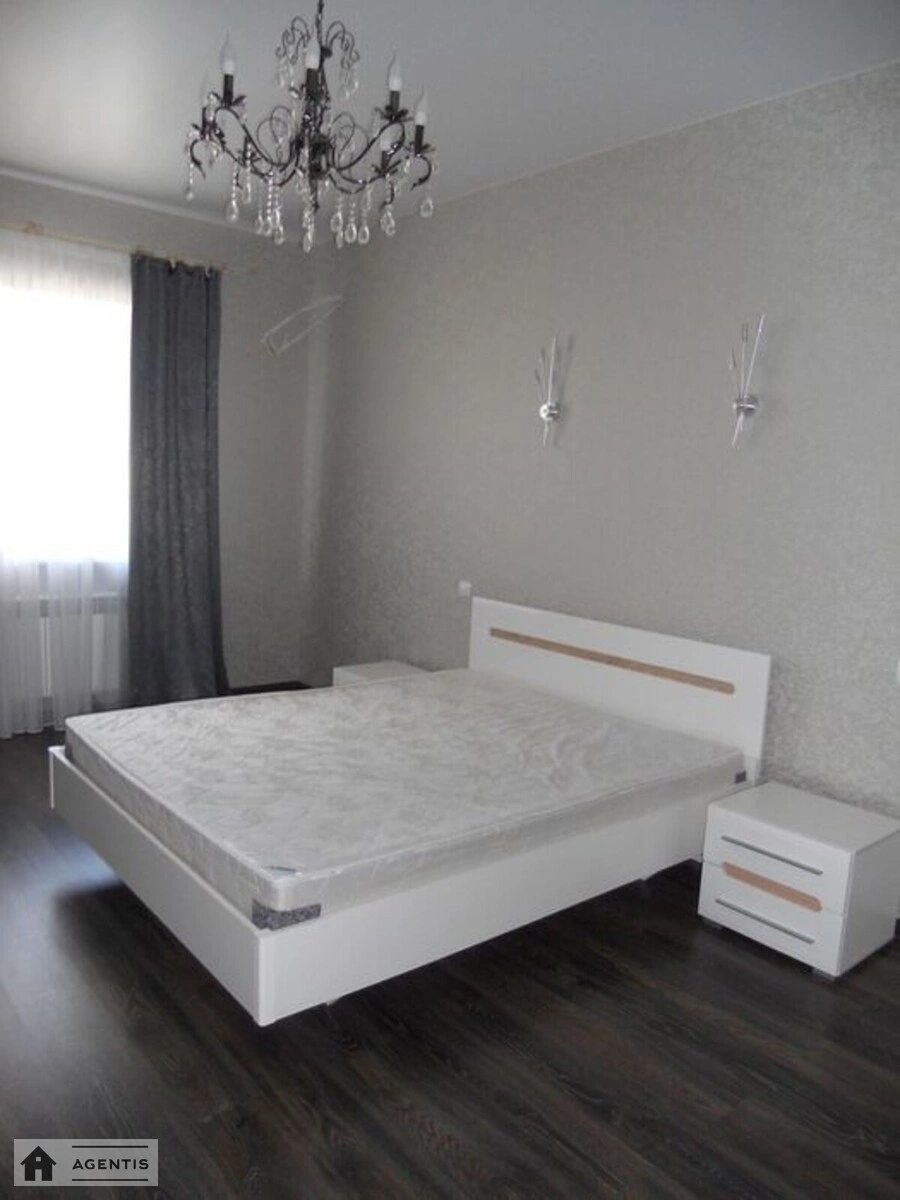 Apartment for rent 2 rooms, 64 m², 27th fl./27 floors. 3, Yuriya Kondratyuka vul., Kyiv. 