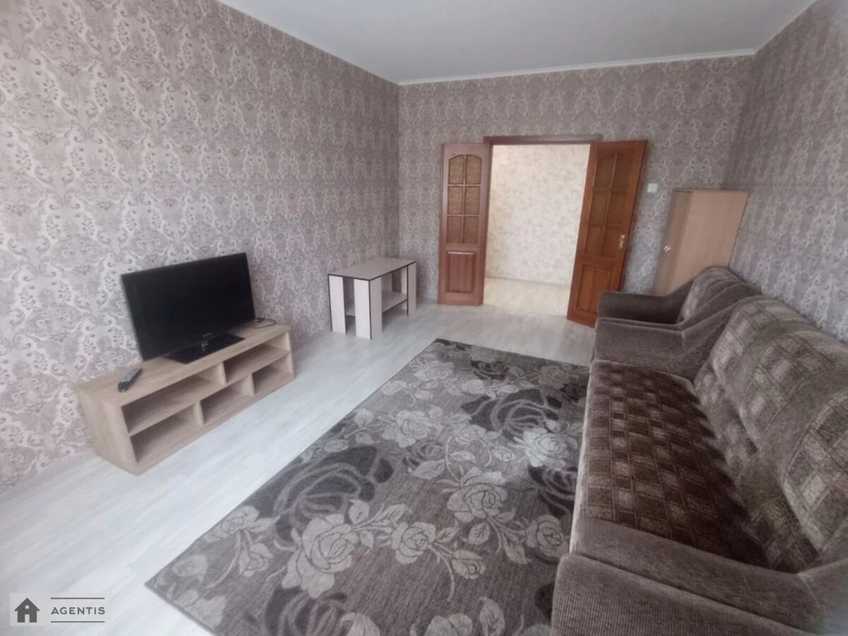 Здам квартиру 3 кімнати, 65 m², 9 пов./10 поверхів. 85, Миколи Закревського вул., Київ. 