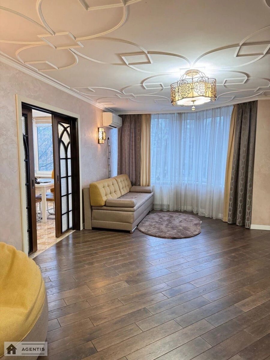 Apartment for rent 3 rooms, 90 m², 6th fl./26 floors. 41, Verhovynna 41, Kyiv. 