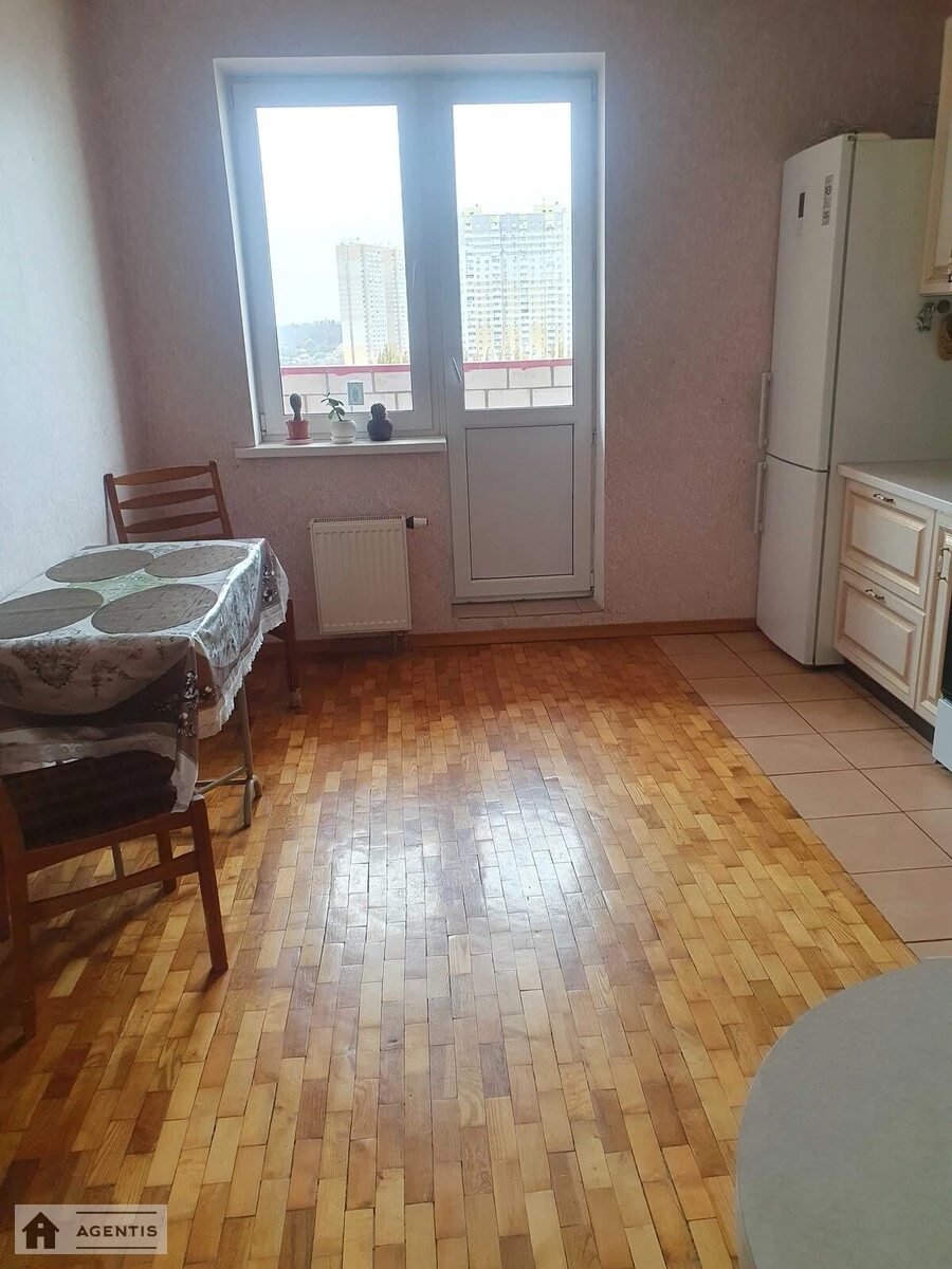 Apartment for rent 1 room, 50 m², 18th fl./24 floors. 9, Motorniy 9, Kyiv. 