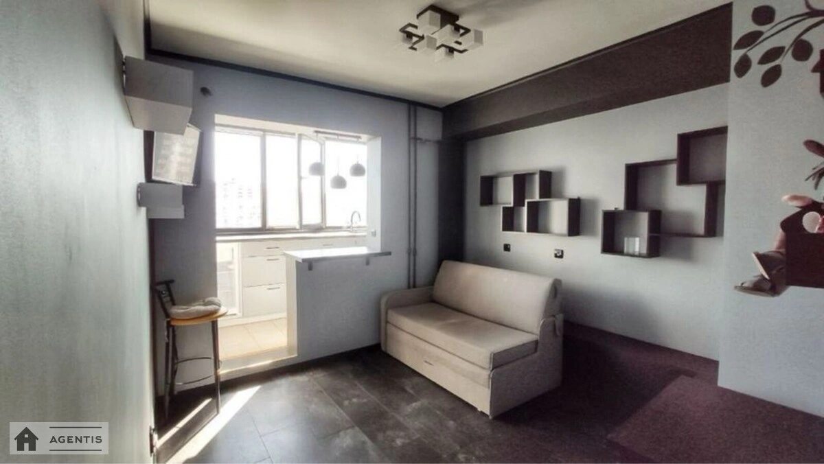 Сдам квартиру 1 комната, 40 m², 10 эт./16 этажей. 19, Сосницкая 19, Киев. 