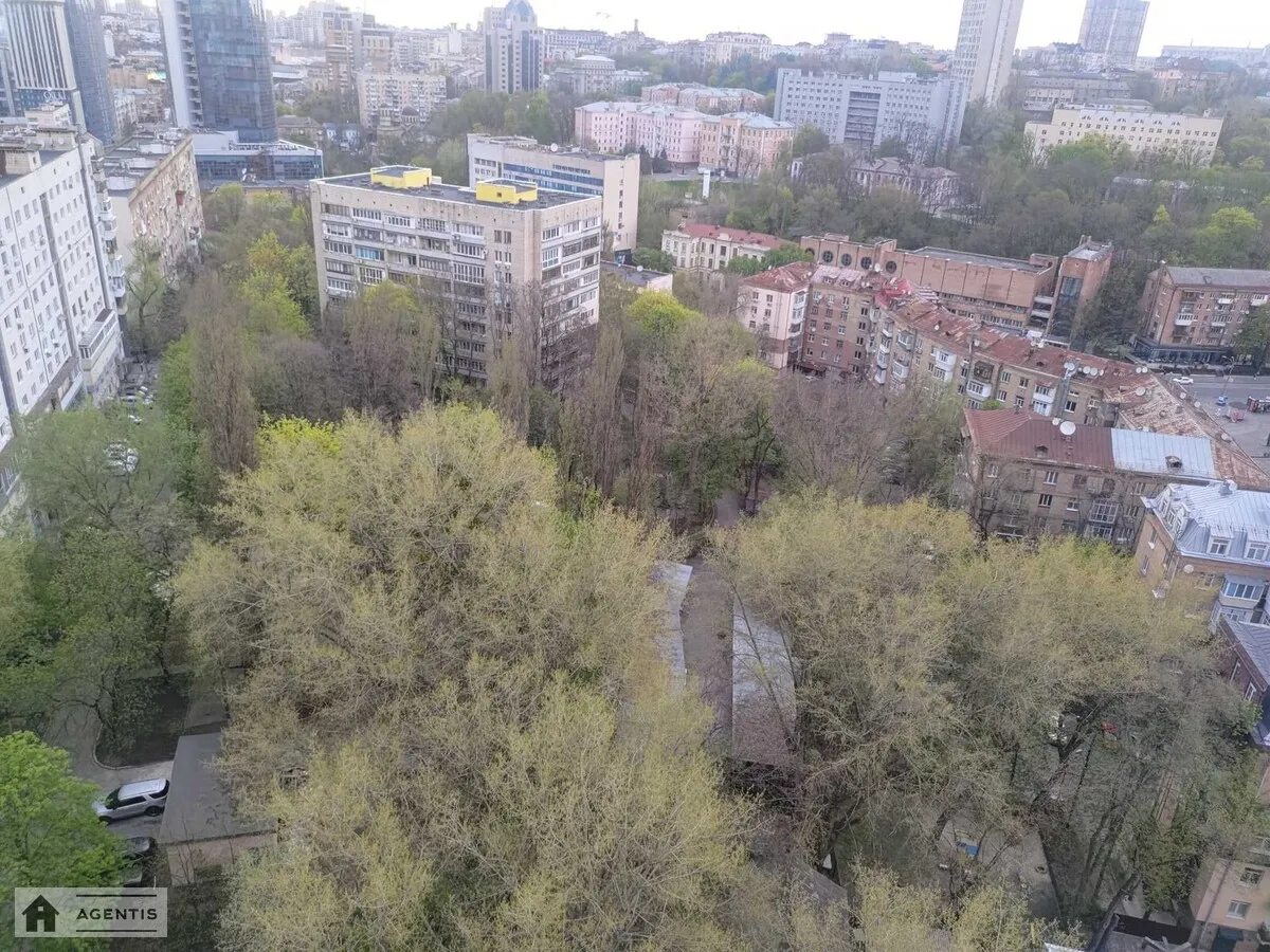 Apartment for rent 3 rooms, 93 m², 15th fl./15 floors. 7, Lesi Ukrayinky 7, Kyiv. 