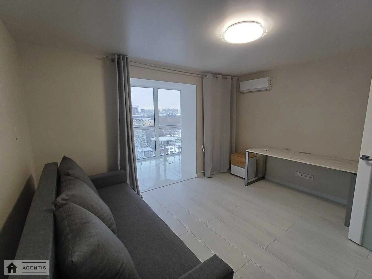 Apartment for rent 3 rooms, 93 m², 15th fl./15 floors. 7, Lesi Ukrayinky 7, Kyiv. 