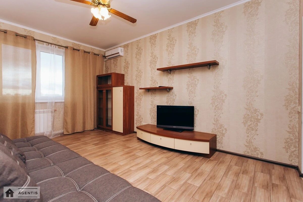 Apartment for rent 1 room, 42 m², 19th fl./24 floors. 5, Yuriya Kondratyuka vul., Kyiv. 