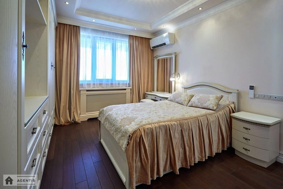 Apartment for rent 3 rooms, 108 m², 23rd fl./26 floors. 26, Obolonskiy 26, Kyiv. 