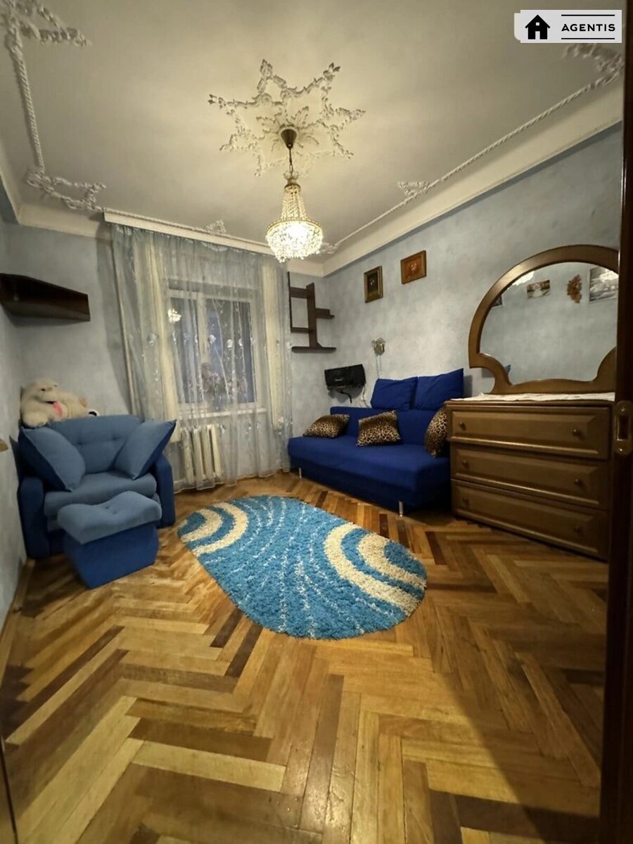 Сдам квартиру 2 комнаты, 52 m², 4 эт./9 этажей. Энтузиастов, Киев. 