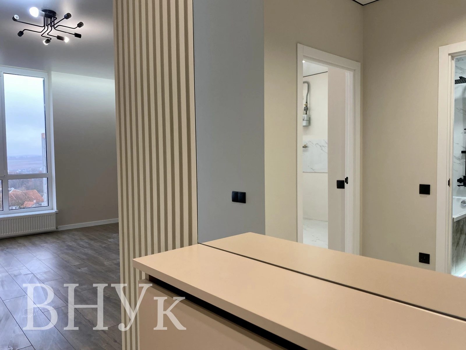 Продаж квартири 1 кімната, 45 m², 7 пов./9 поверхів. Микулинецька вул., Тернопіль. 