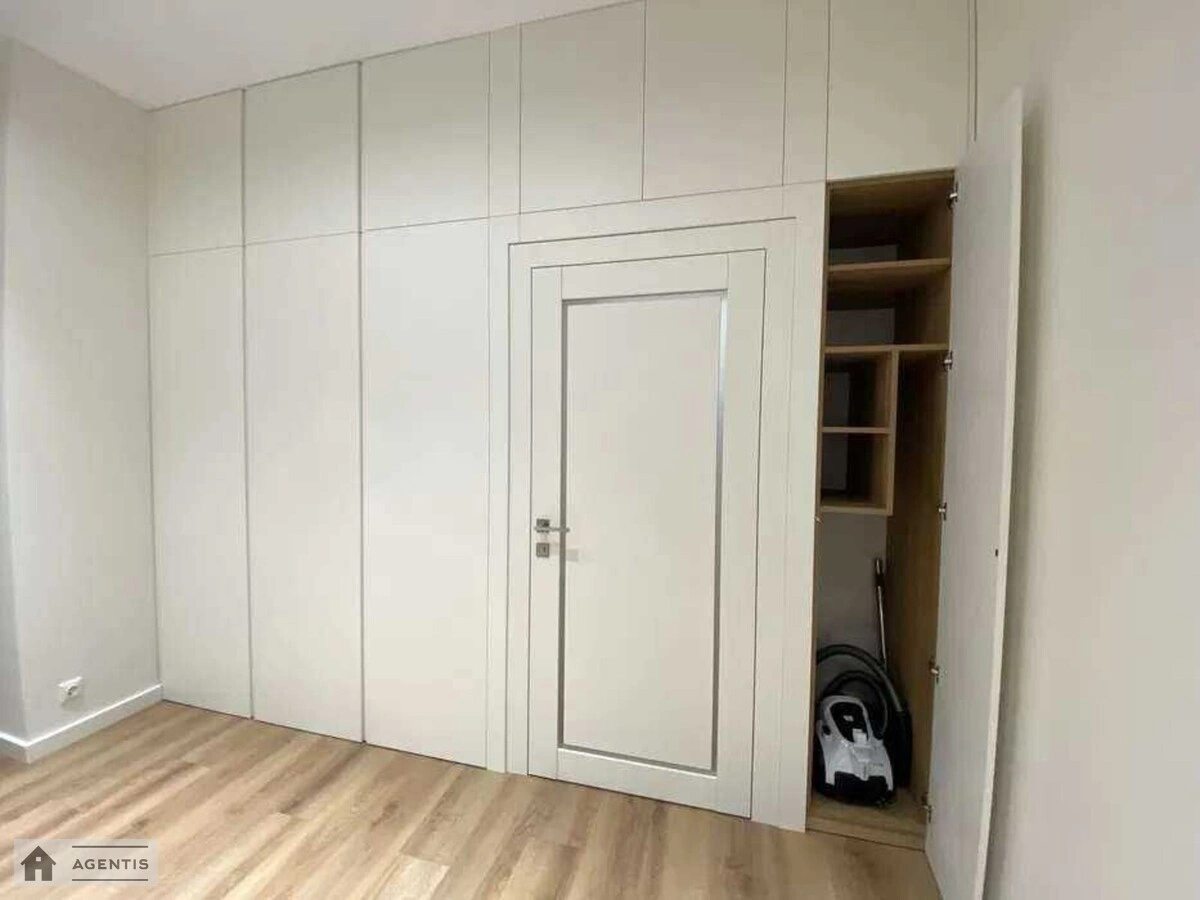 Здам квартиру 1 кімната, 46 m², 3 пов./21 поверх. 2, Салютна 2, Київ. 