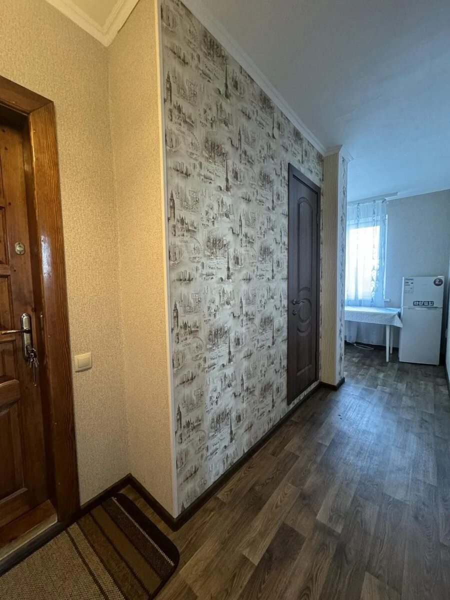 Продажа квартиры 1 комната, 35 m², 5 эт./9 этажей. Віктора Френчка вул.(Бєляєва), Кропивницкий. 