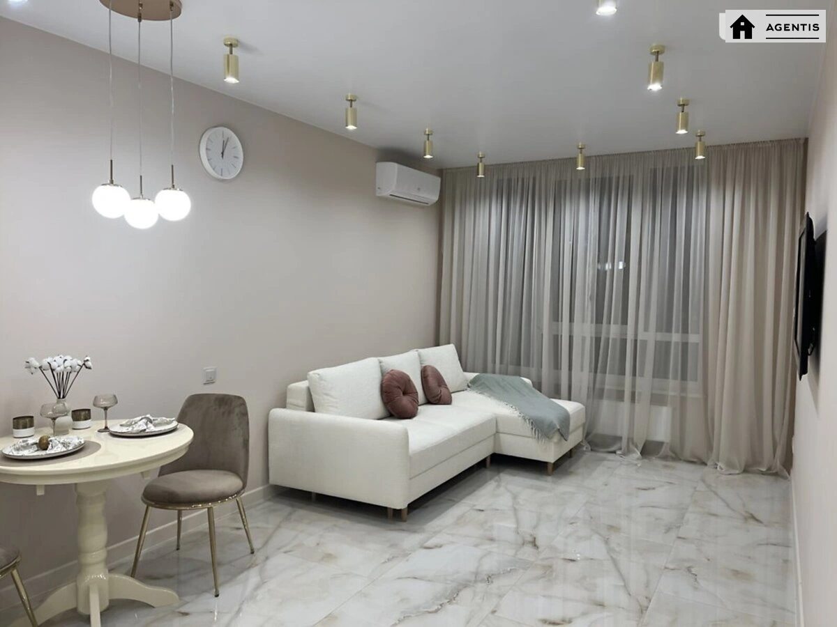 Apartment for rent 1 room, 47 m², 19th fl./26 floors. Oleksandra Olesya vul., Kyiv. 