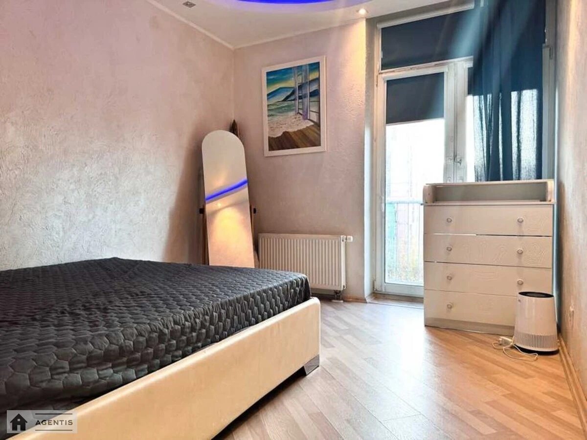 Здам квартиру 1 кімната, 39 m², 6 пов./10 поверхів. Регенераторна, Київ. 