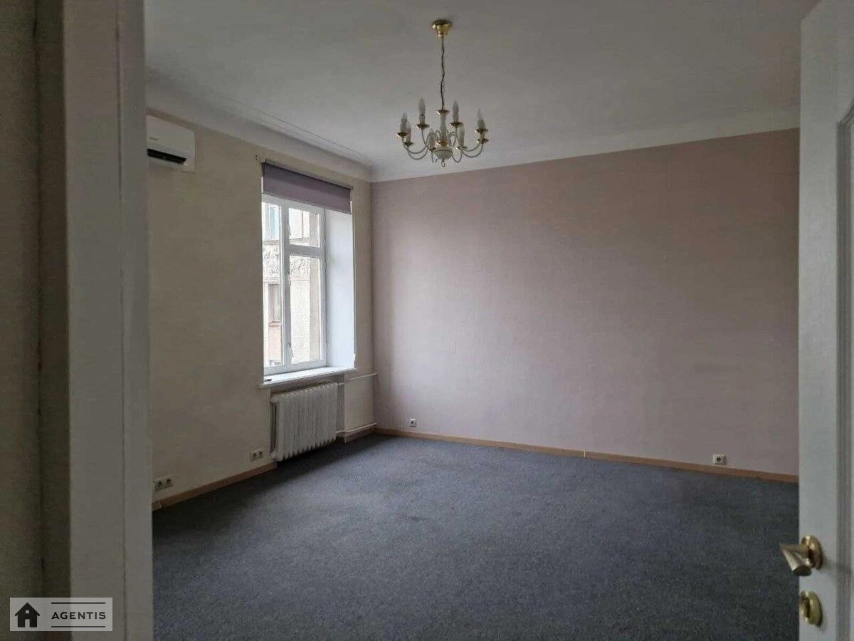 Сдам квартиру 4 комнаты, 106 m², 6 эт./7 этажей. 2, Пирогова 2, Киев. 