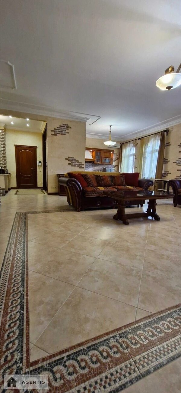 Apartment for rent 3 rooms, 115 m², 7th fl./9 floors. Bohdana Khmelnytskoho vul., Kyiv. 