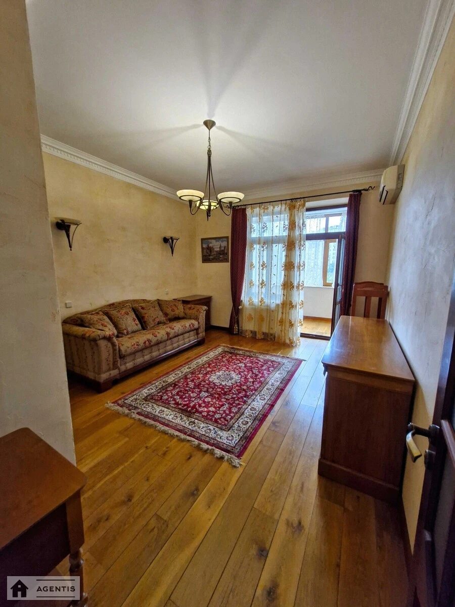 Apartment for rent 3 rooms, 115 m², 7th fl./9 floors. Bohdana Khmelnytskoho vul., Kyiv. 