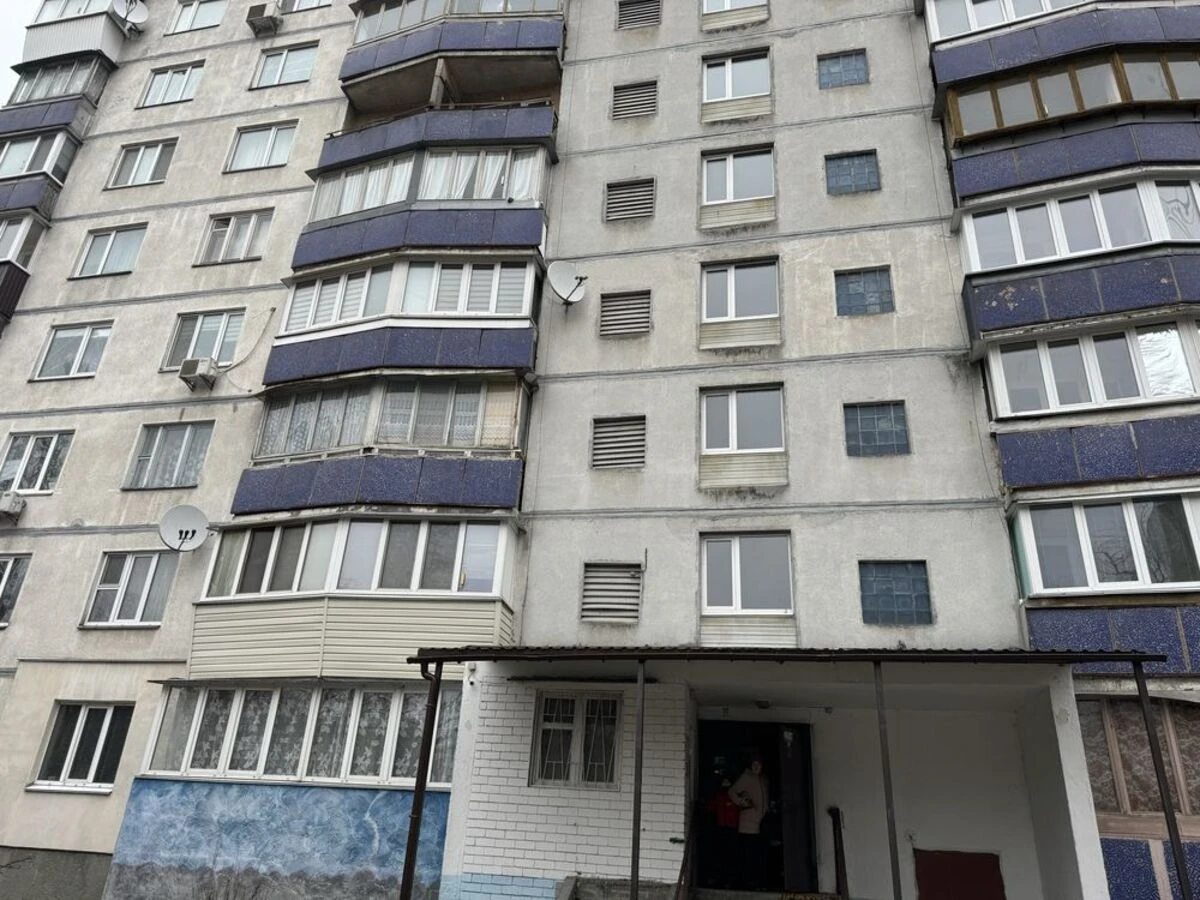 Apartments for sale 3 rooms, 68 m², 15th fl./16 floors. 11, Heroyiv Mariupolya vul. Marshala Yakubovskoho, Kyiv. 