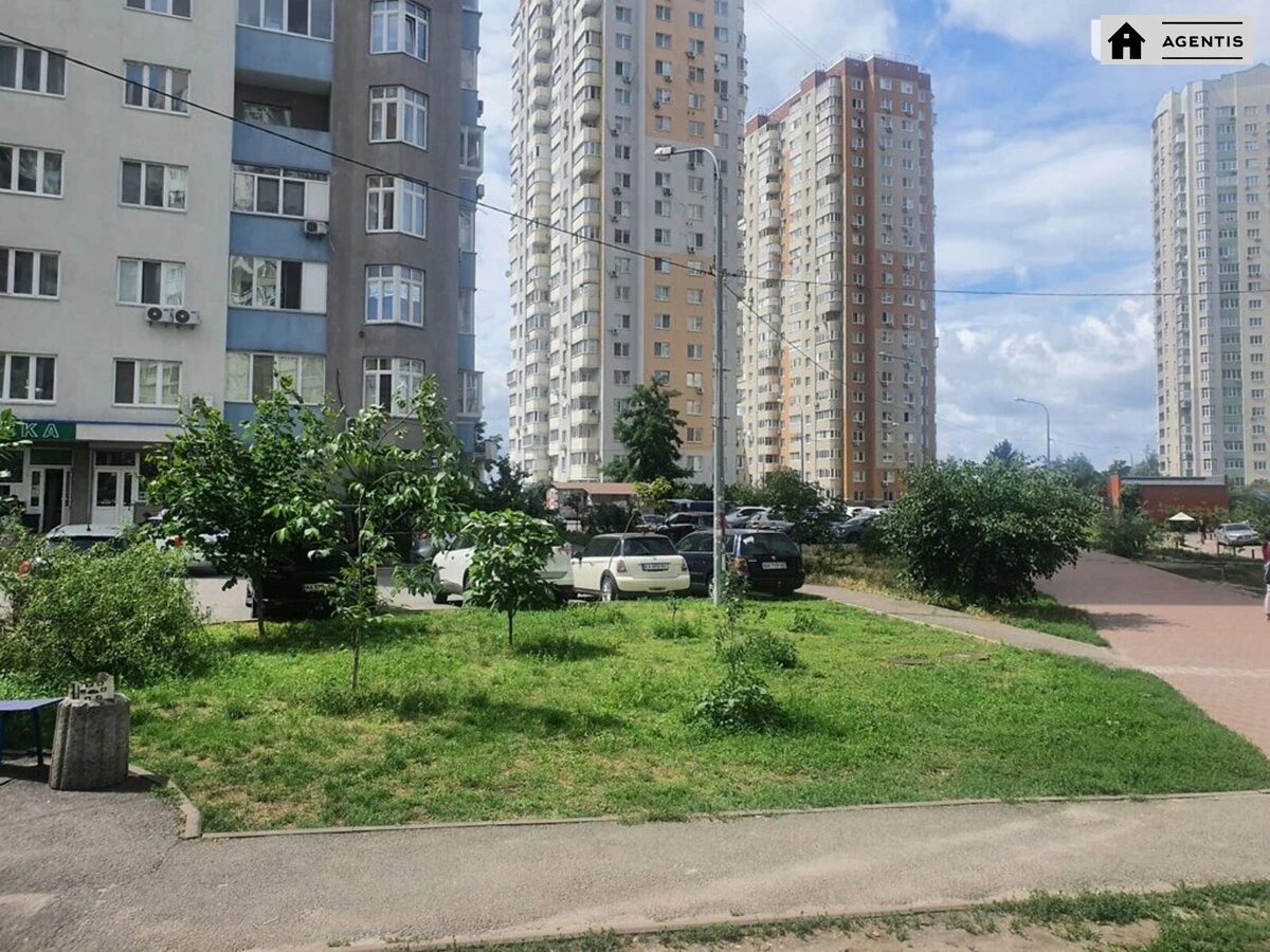 Здам квартиру 2 кімнати, 62 m², 22 пов./23 поверхи. 12, Миколи Лаврухіна вул., Київ. 